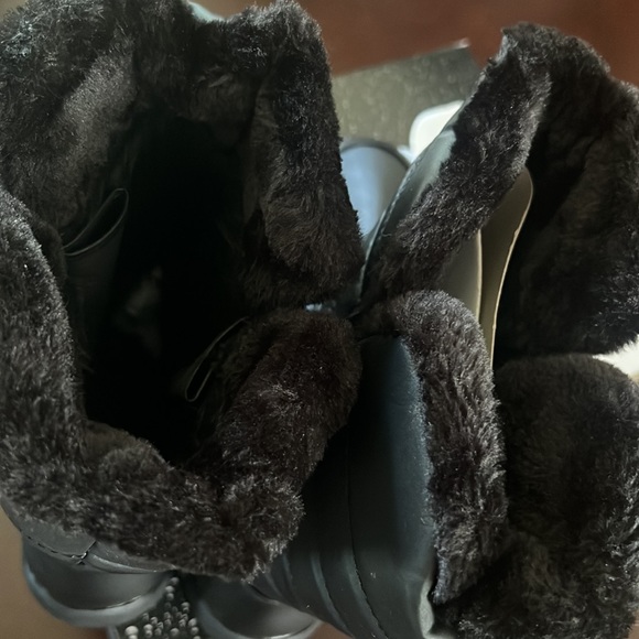 totes Women's  Jennifer Waterproof Snow Boots black Wide Width size 11W - Picture 15 of 17